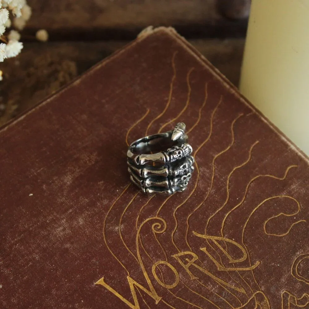 Gothic Statement Ring, Skeleton Hand and Fingers, Size approx 6.5-7 - Picture 3 of 10